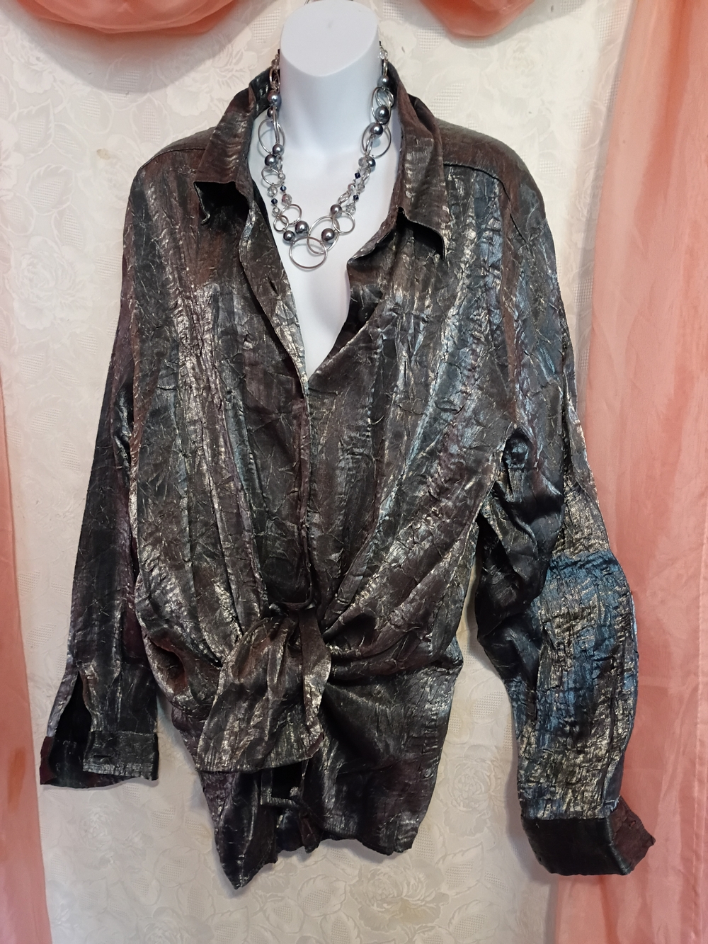 Avenue Ladies Metallic Charcoal Button-Front Shirt Sz 24